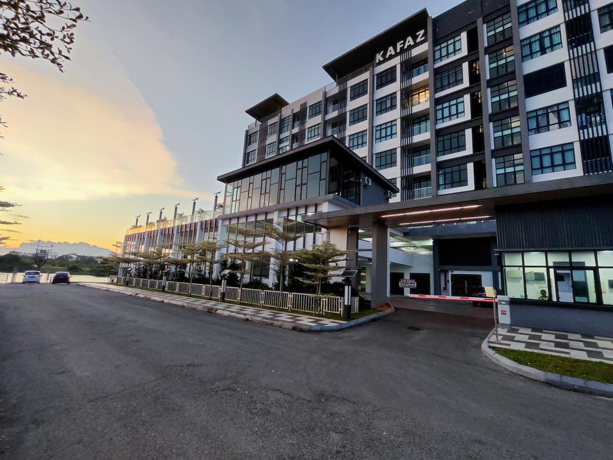 Kafaz-1st Flr, Kpg Patingan 3bedroom 3 Bathroom