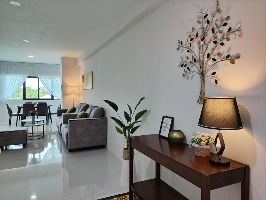 Kafaz-1st Flr, Kpg Patingan 3bedroom 3 Bathroom Apartment