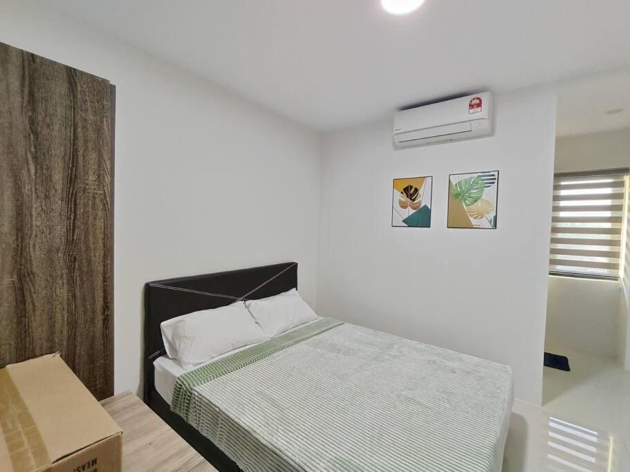 Kafaz-1st Flr, Kpg Patingan 3bedroom 3 Bathroom Apartment *