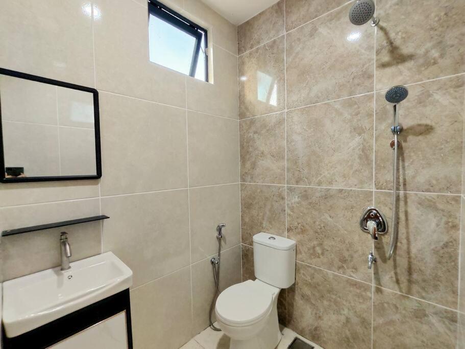 Kafaz-1st Flr, Kpg Patingan 3bedroom 3 Bathroom