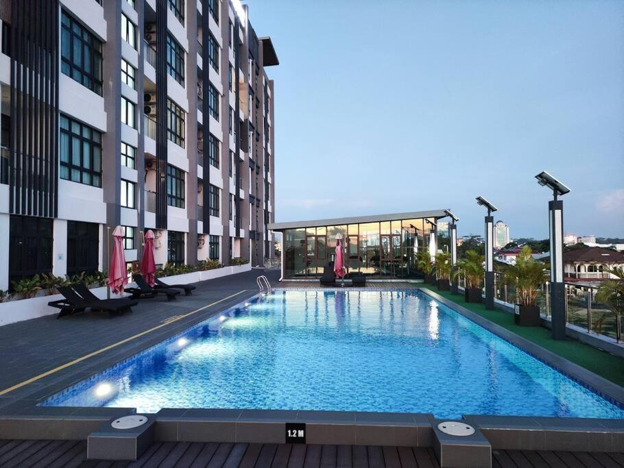 Kafaz-1st Flr, Kpg Patingan 3bedroom 3 Bathroom *