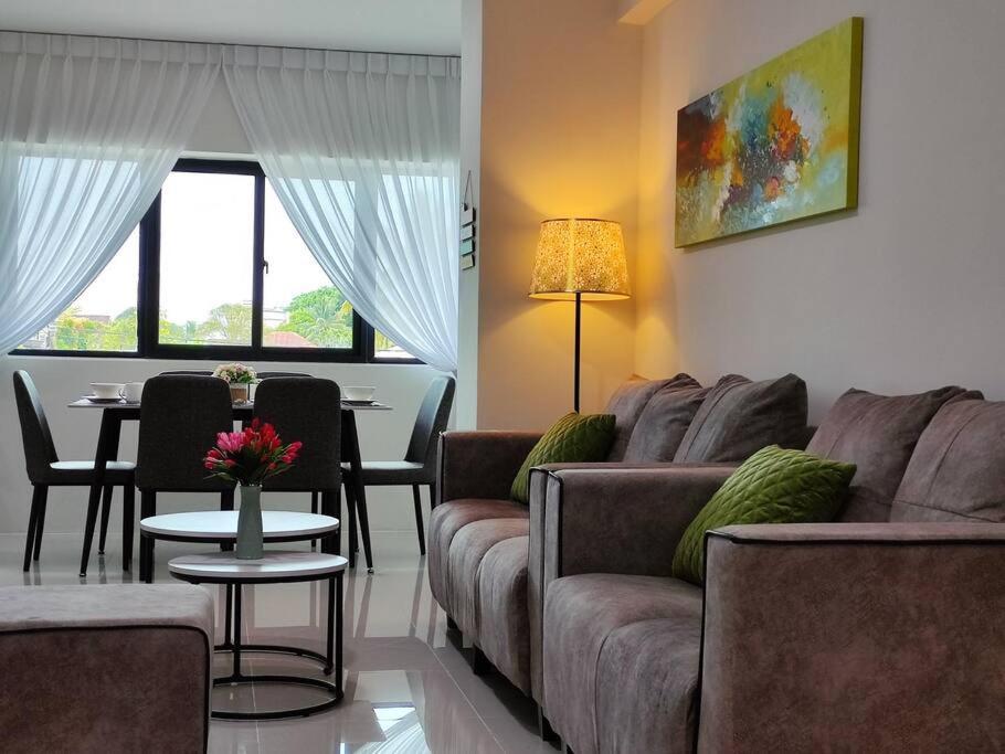 Kafaz-1st Flr, Kpg Patingan 3bedroom 3 Bathroom Apartment