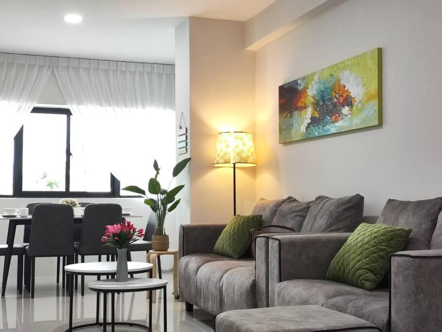 Apartment Kafaz-1st Flr, Kpg Patingan 3bedroom 3 Bathroom Kuching